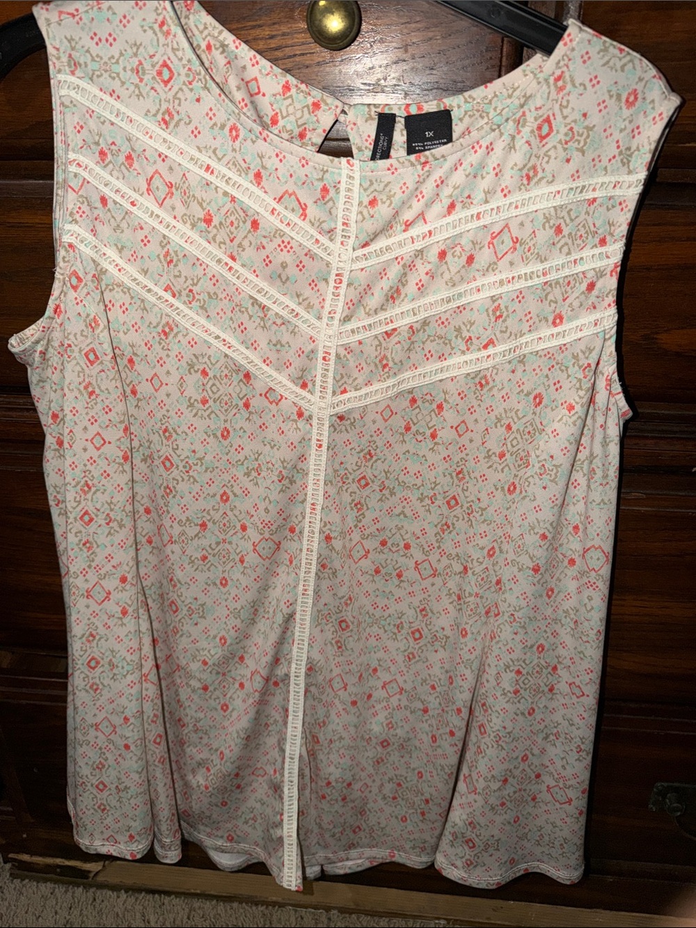 new directions Ivory Sleeveless Camisole with Coral Pink Geometric Print
